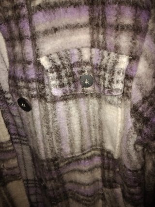 Abrigo Bershka cuadros morado talla S