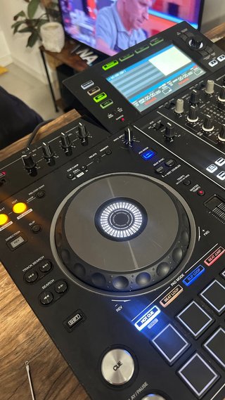 Pioneer XDJ-RX2