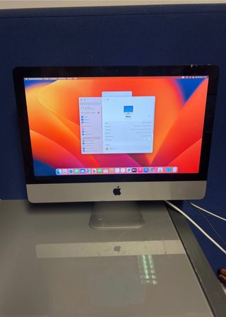 iMac 21.5" 2017 i5 8GB RAM/256GB SSD