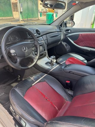 Mercedes-Benz  CLK 2005