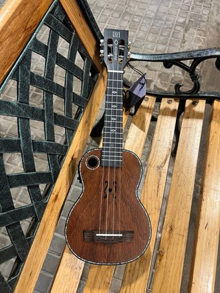 Ukelele Oqan QUK-Arawak SE con previo