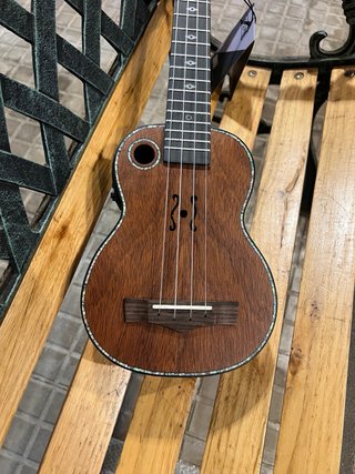 Ukelele Oqan QUK-Arawak SE con previo