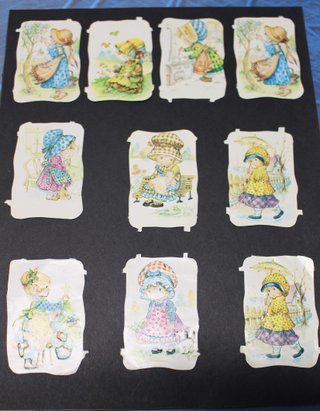 Antiguos cromos Sarah Kay troquelados y en relieve.