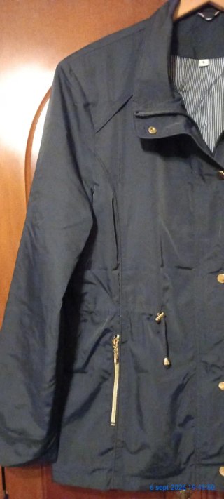 Gabardina ligera hombre talla L