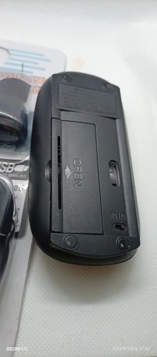 Lote PC: Ratón USB + Mini Aspirador
