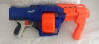 Pistola Nerf Surgefire Elite Naranja/Azul