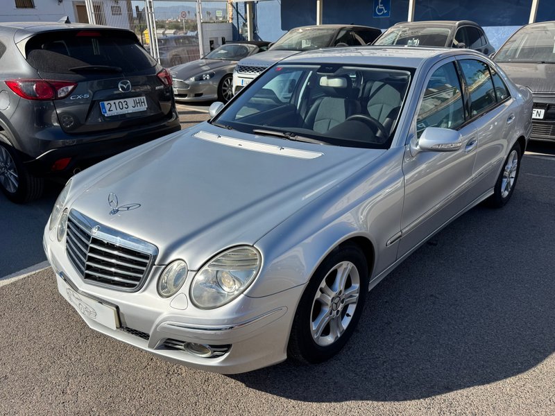 Mercedes-Benz Clase E E 220 CDI Avantgarde 4p (W211) 2006