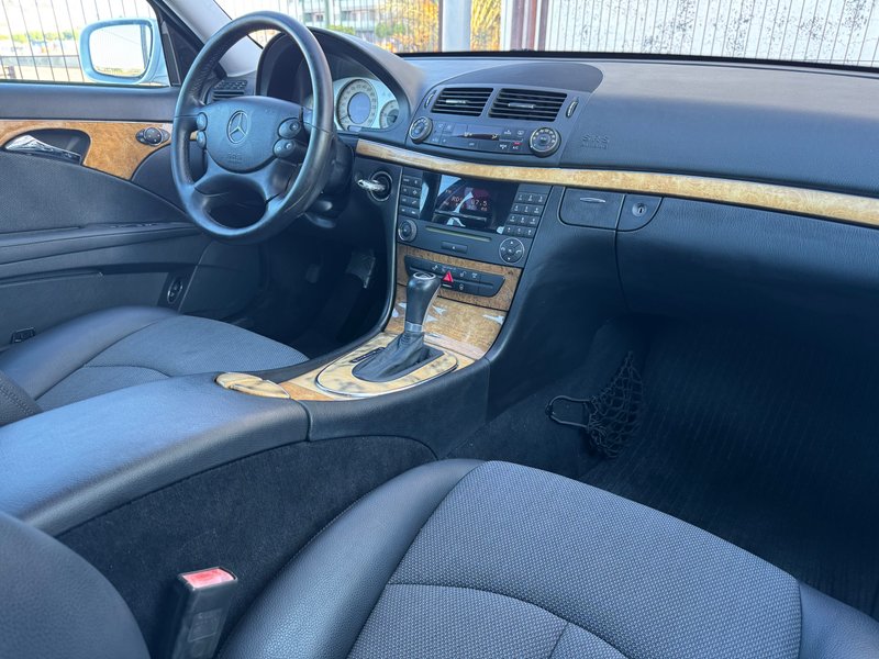 Mercedes-Benz Clase E E 220 CDI Avantgarde 4p (W211) 2006, foto 15