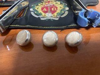 Lote accesorios trompeta: boquilla 5C + adornos