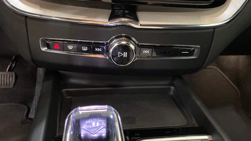 Volvo XC60 2026, foto 19