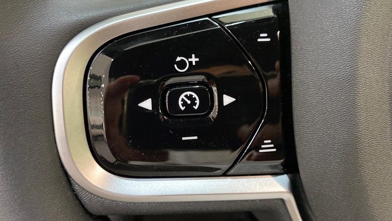 Volvo XC60 2026, foto 23