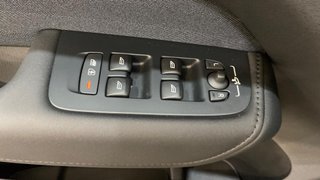 VOLVO XC60 2.0 B5 P MHEV PLUS DARK AUTO 4WD 5P