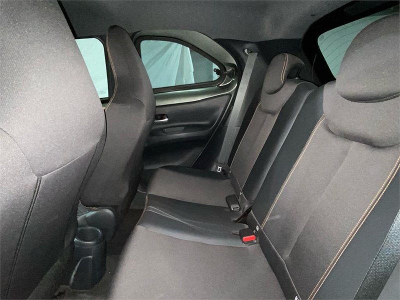 Toyota Aygo X Cross 1.0 Trendy Edition MT 2022, foto 11