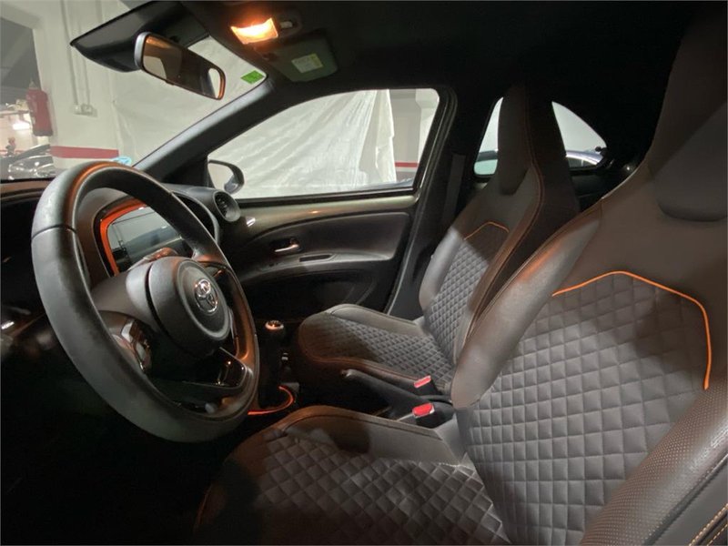 Toyota Aygo X Cross 1.0 Trendy Edition MT 2022, foto 12