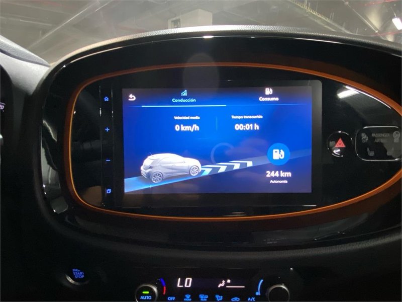 Toyota Aygo X Cross 1.0 Trendy Edition MT 2022, foto 15