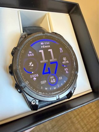 Garmin Fenix 8 AMOLED Zafiro