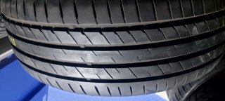 225/55 R18 102Y