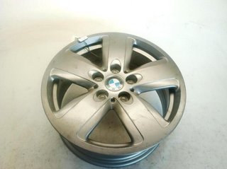 22824585 6897609 llanta bmw 1 (f40)