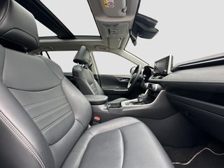 Toyota Rav4 2.5l 220H Advance