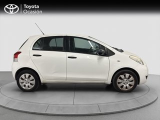 Toyota Yaris 70 LIVE