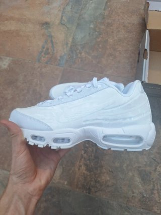 Nike Air Max x Worksout Blancas