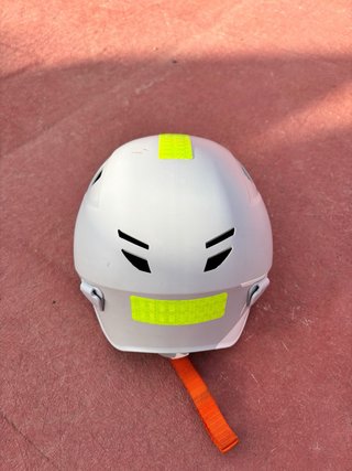 Casco de escalada Simond