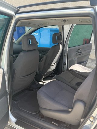 VW Sharan 2.0 TDI 140 CV 7 Plazas – ¡2.500€ NEGOCI