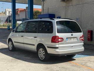 VW Sharan 2.0 TDI 140 CV 7 Plazas – ¡2.500€ NEGOCI
