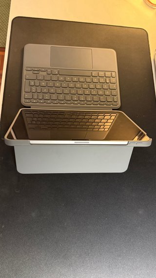 Funda Teclado Logitech Combo Touch iPad Air 11” M4