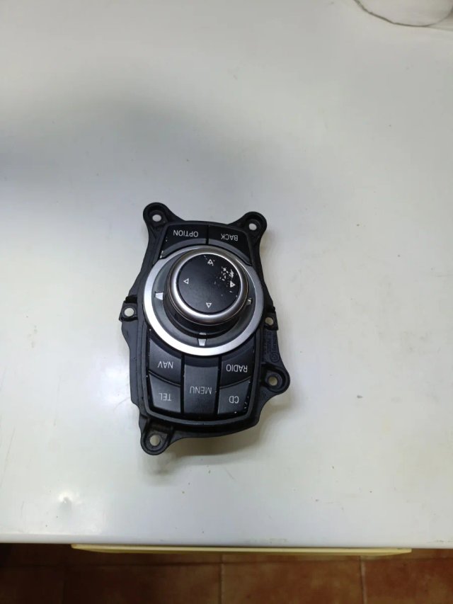 Perilla Mando BMW E90 318 2.0D 2007