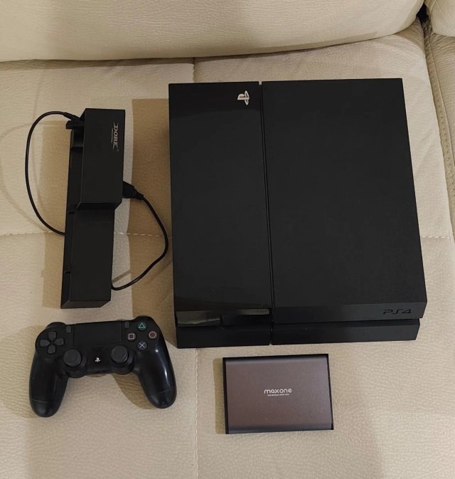 PS4 Fat de 500GB versión 12.00