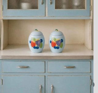 Tarros de cocina vintage con frutas