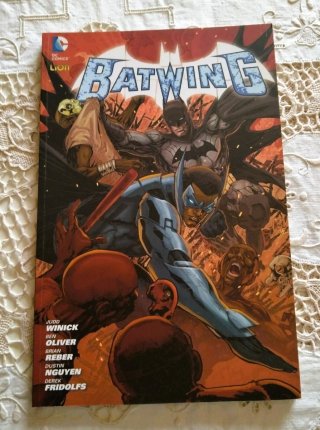Batwing n. 2 (Batman world n. 7)