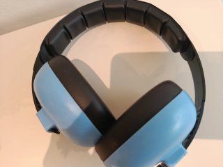 Cascos antiruido bebé azul Banz