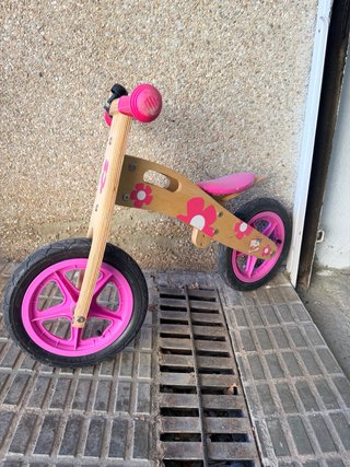 Bici de madera sin pedales Marca BINO