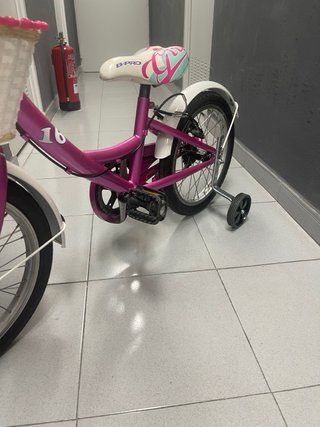 Bicicleta B-Pro Rosa 16 con Ruedines