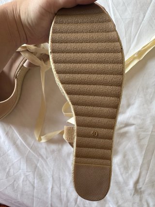 Alpargatas cuña beige talla 40