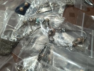 Lote de Anillos de Plata y  tres pulseras pandora
