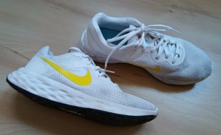 Nike Sneakers Revolution 6 Talla 39