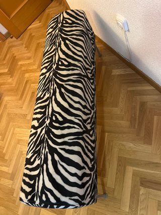 Banco estampado cebra.