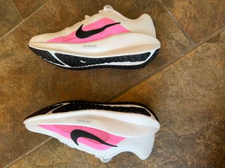 Zapatillas Nike Running Mujer Blancas Rosas