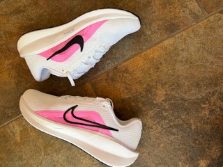 Zapatillas Nike Running Mujer Blancas Rosas