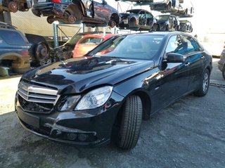 Tapa motor mercedes-benz a6510101167 e e 220 22073