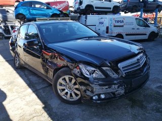 Tapa motor mercedes-benz a6510101167 e e 220 22073