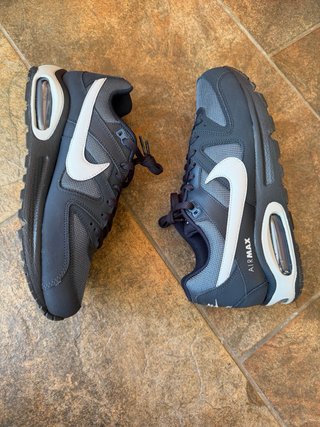 Zapatillas Nike Air Max Gris y Blanco