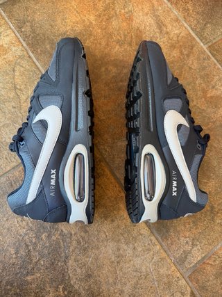 Zapatillas Nike Air Max Gris y Blanco