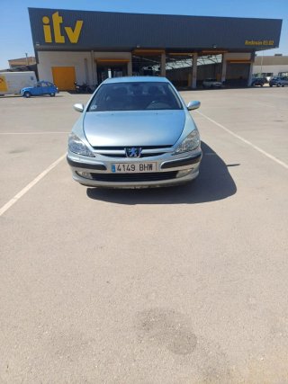 Peugeot 607 2003