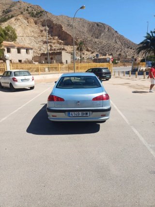 Peugeot 607 2003