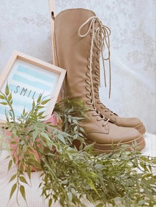 Botas plataforma track beige