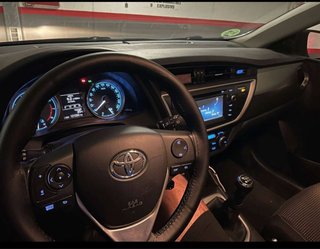 Toyota Auris 2015 1.6